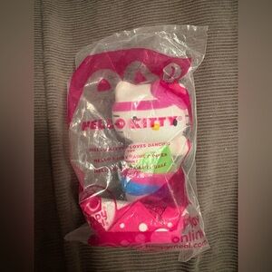 2013 Limited Edition Hello Kitty McDonalds toy